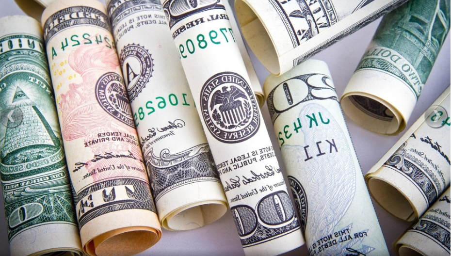 dollars money from online betting